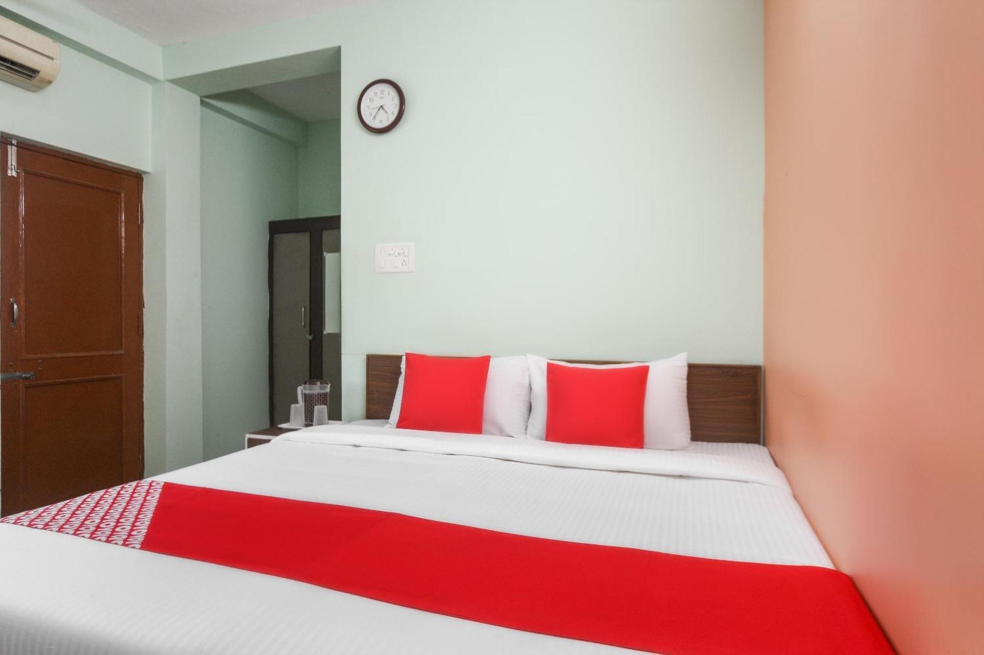 Oyo Modern Guest House Chennai Bagian luar foto