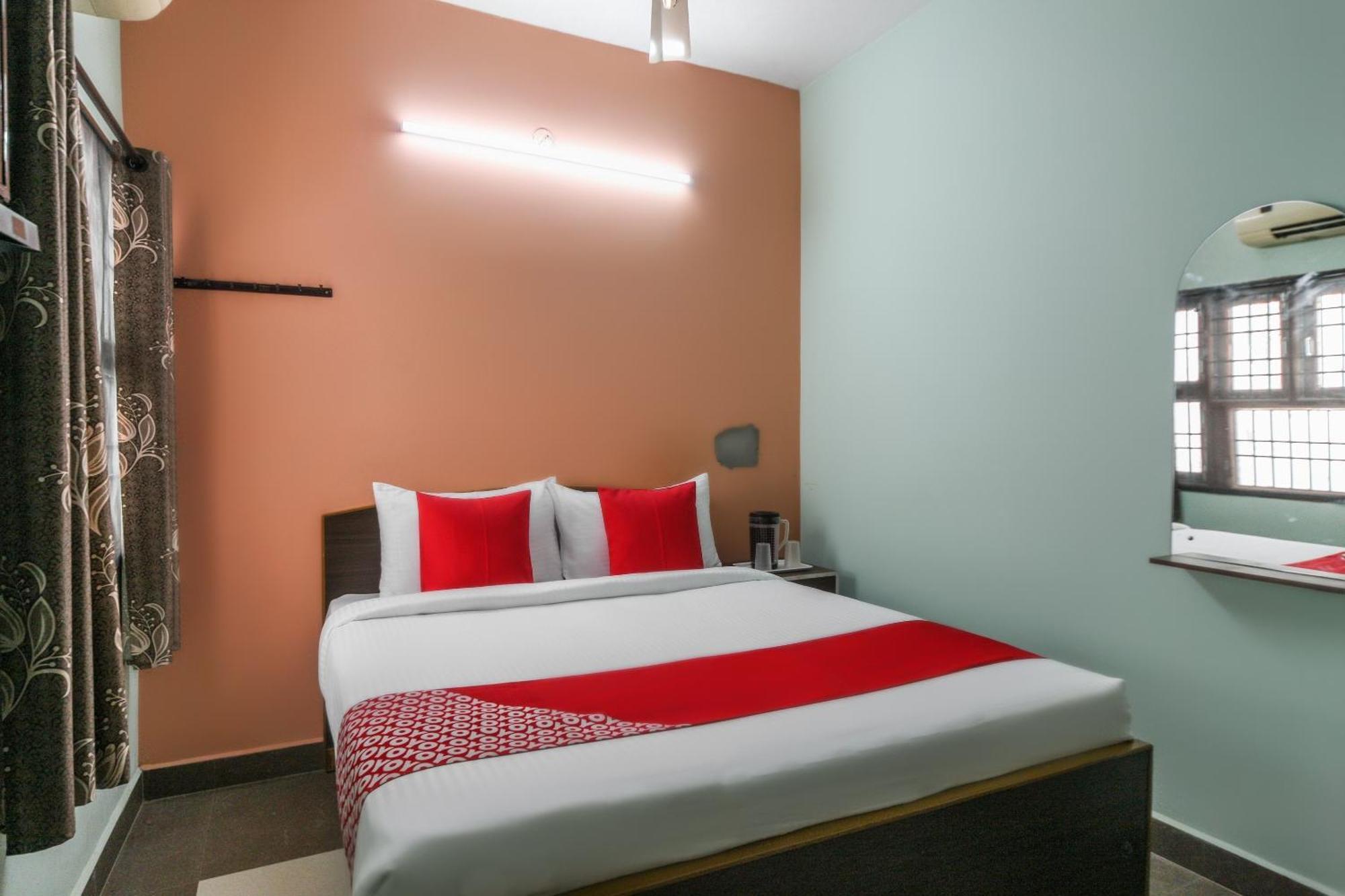 Oyo Modern Guest House Chennai Bagian luar foto