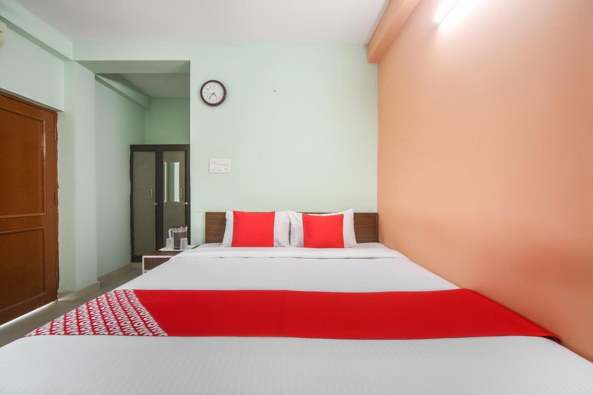 Oyo Modern Guest House Chennai Bagian luar foto